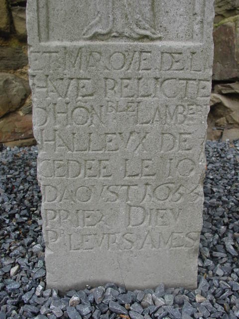tombe de Maroye Le Wael et de Maroye delle Neufhaye (bas)